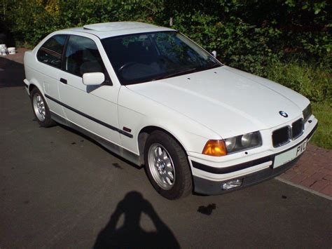 Bmw 318 1995 photo