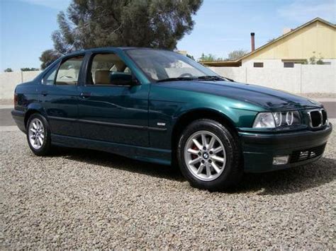 Bmw 318i 1993 photo