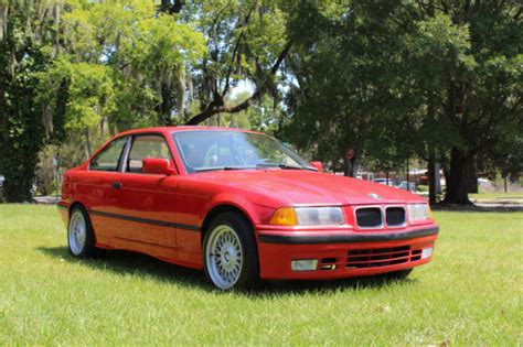 Bmw 318is 1992 photo