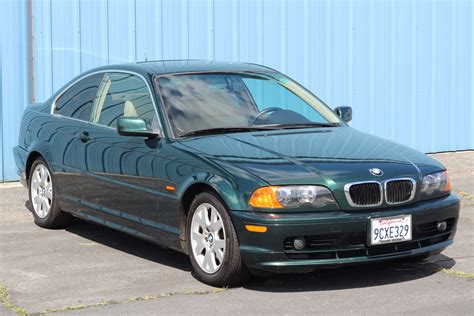 photo of Bmw 323ci car production