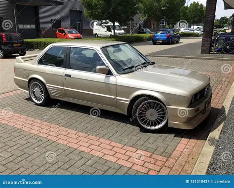 Bmw 325e photo