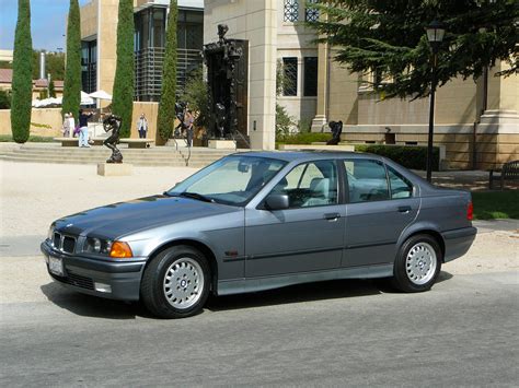 Bmw 325i 1994 photo