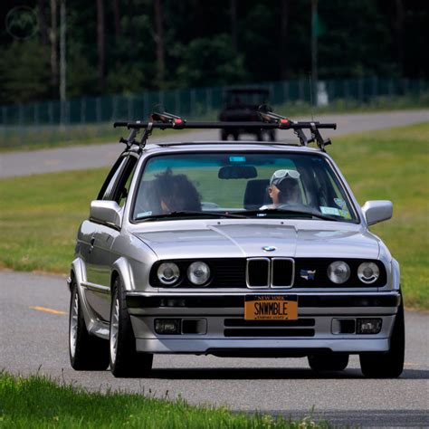 Bmw 325ix photo