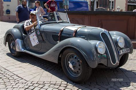 Bmw 328 photo