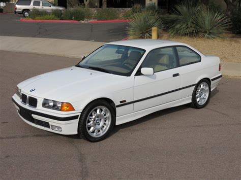 Bmw 328is 1996 photo