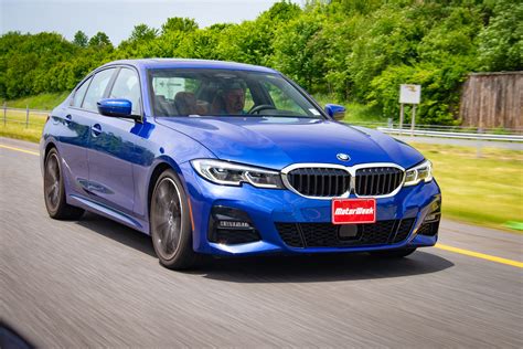 Bmw 330i 2019 photo