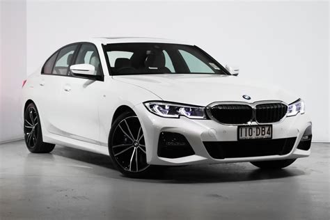 Bmw 330i 2021 photo