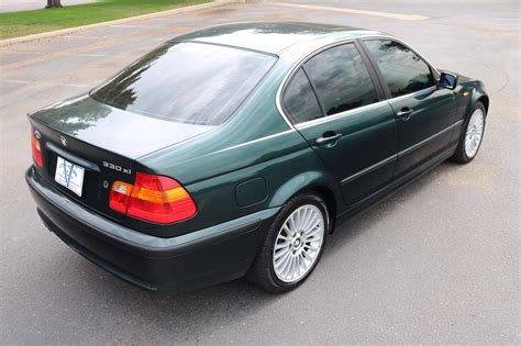 Bmw 330xi 2002 photo