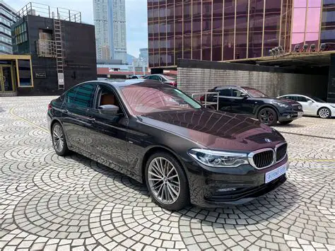 Bmw 520ia photo