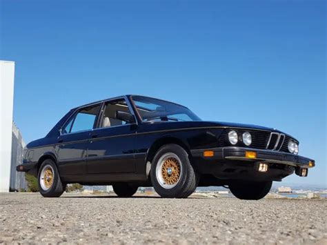 Bmw 528e 1983 photo