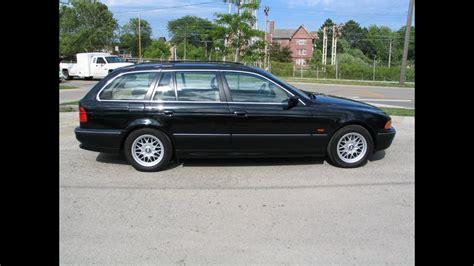 Bmw 528it 2000 photo