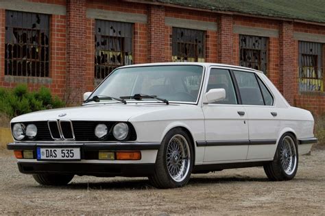 Bmw 535i 1988 photo