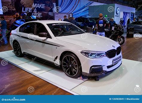 Bmw 540i photo