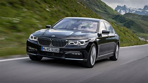 Bmw 740e photo