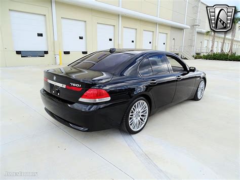 Bmw 760i 2005 photo