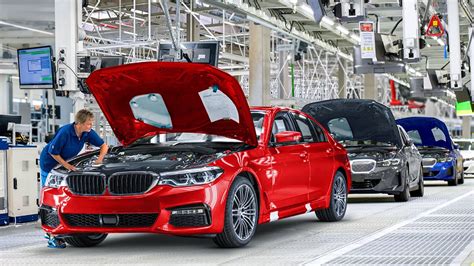 photo of Bmw M5 car production