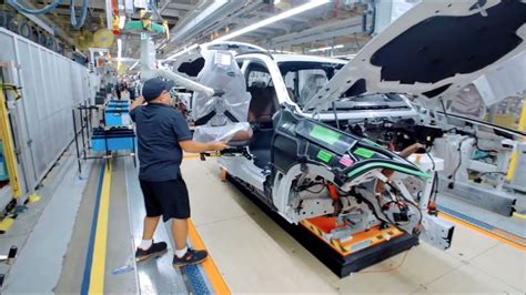 photo of Bmw X5 car production