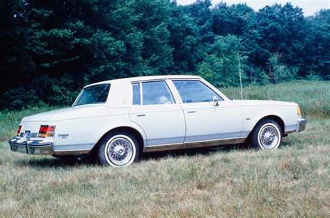 Buick Century 1981 photo