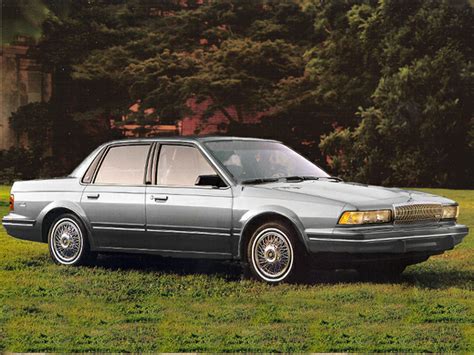 Buick Century 1992 photo