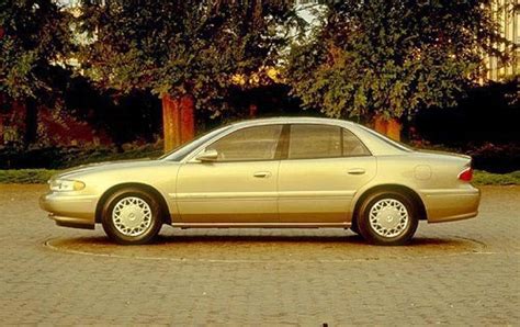 Buick Century 1999 photo