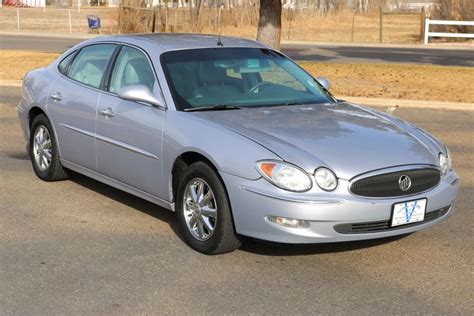 Buick Lacrosse 2005 photo