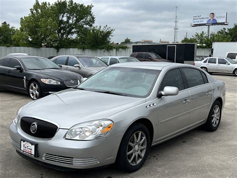 Buick Lucerne 2006 photo