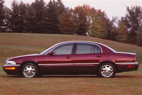 Buick Park avenue 1997 photo