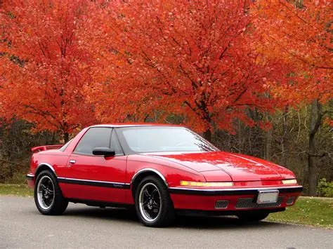 photo of Buick Reatta car production