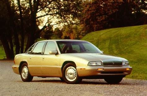 Buick Regal 1996 photo