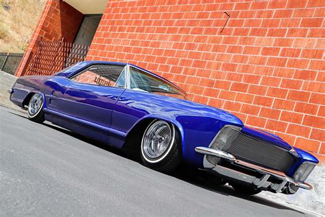 Buick Riviera photo