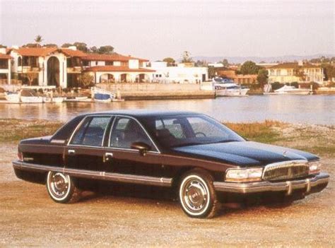 Buick Roadmaster 1993 photo