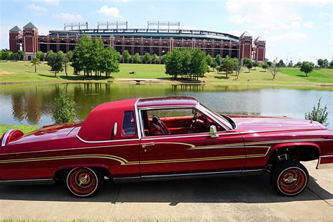 Cadillac Fleetwood 1984 photo