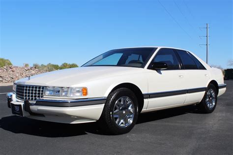 Cadillac Seville 1992 photo