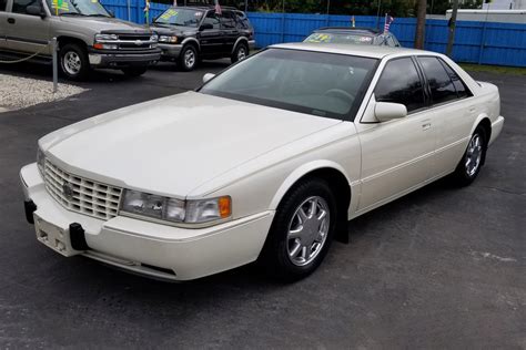 Cadillac Seville 1996 photo