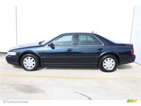 Cadillac Seville 2004 photo