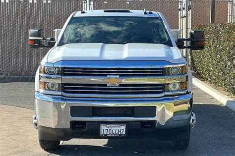 Chevrolet 3500 2017 photo