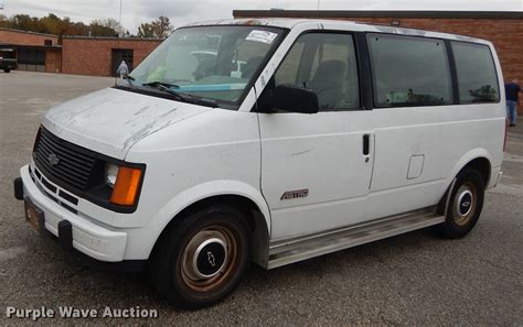 Chevrolet Astro 1994 photo