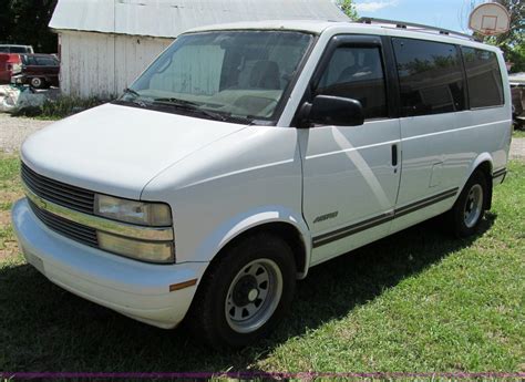 Chevrolet Astro 1995 photo