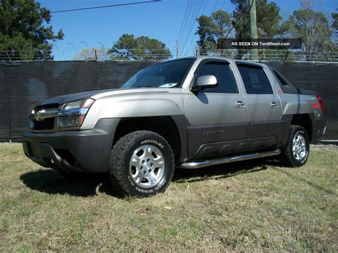 Chevrolet Avalanche 2003 photo