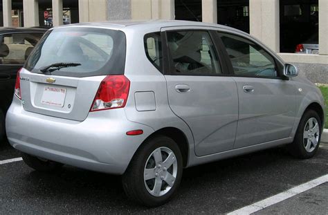 Chevrolet Aveo 2004 photo