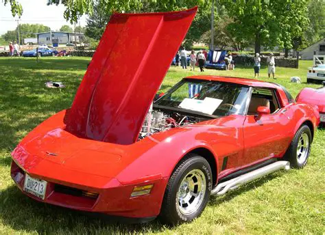 photo of Chevrolet C3 car production