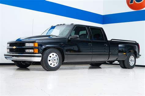 Chevrolet Crew cab 1996 photo