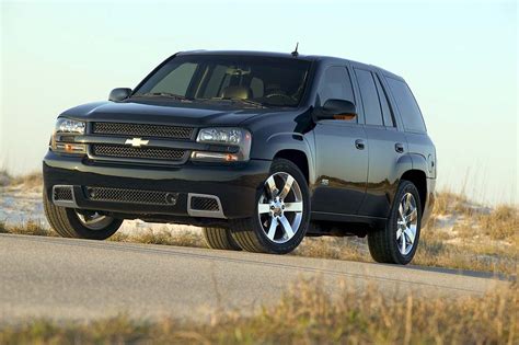 photo of Chevrolet Envoy car production