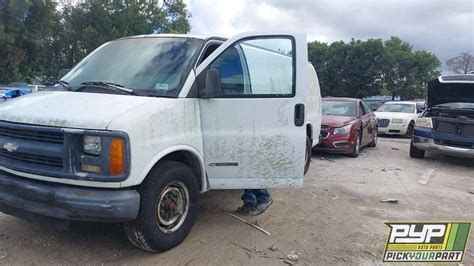 Chevrolet Express 3500 1997 photo