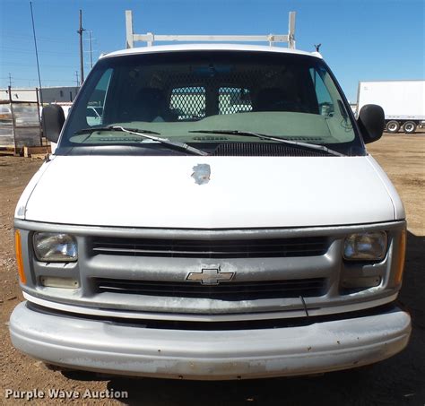 Chevrolet G2500 1998 photo