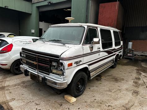 Chevrolet G3 van photo