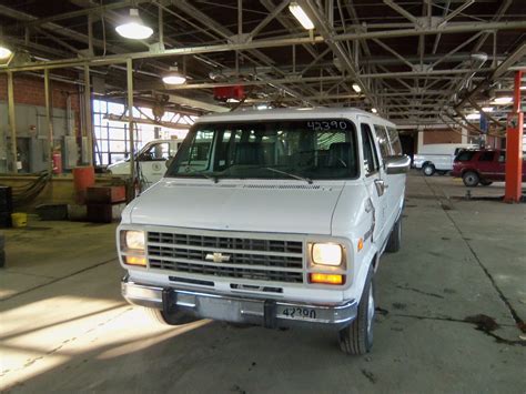 Chevrolet G30 1996 photo