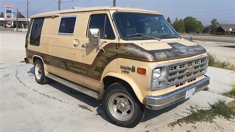 Chevrolet G30 photo