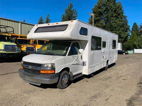 photo of Chevrolet G3500 car production