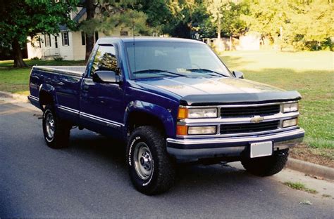 photo of Chevrolet K2500 car production